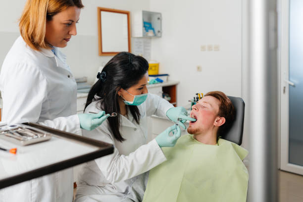 Teeth Whitening in NE